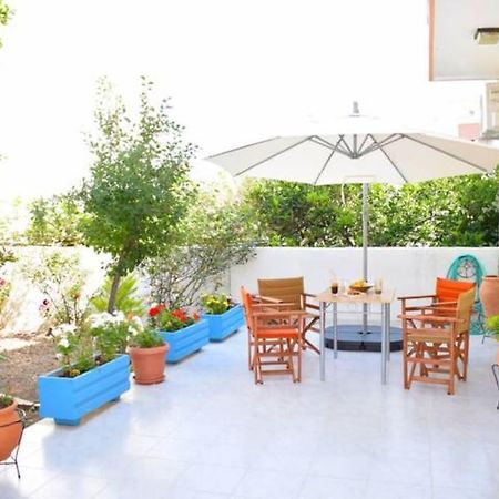 Marble Cool 2-Bedroom Down Town Yard House Kíssamos Exterior foto